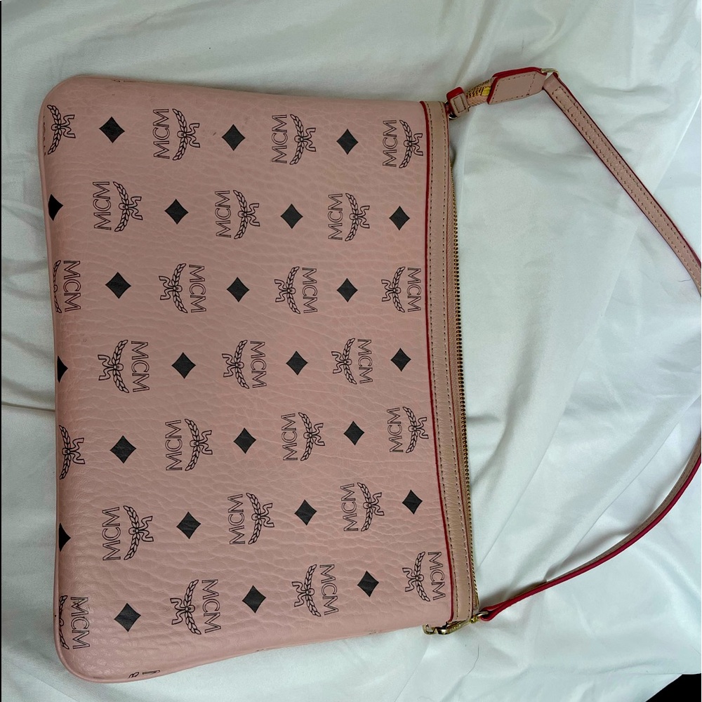 AUTHENTIC MCM SHOULDER BAG. Pink